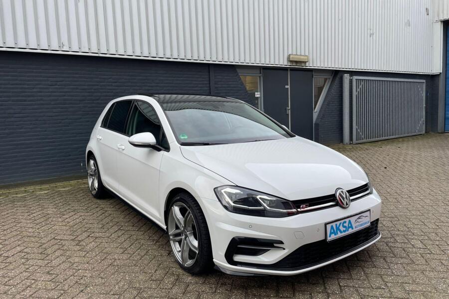 Volkswagen Golf 7 1.4 TSI 150pk Highline R-Line | DSG |Pano