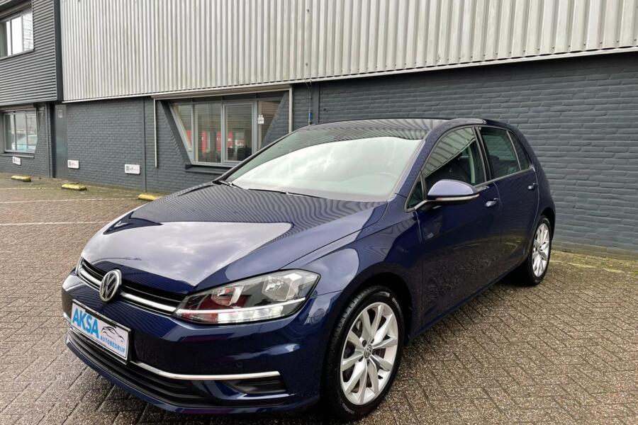 Volkswagen Golf 1.0 TSI Comfortline | PDC | Stlvw | 17 inch