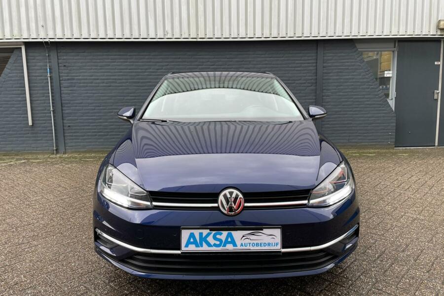 Volkswagen Golf 1.0 TSI Comfortline | PDC | Stlvw | 17 inch