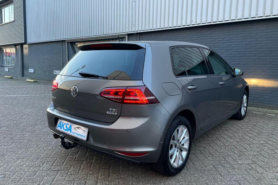 Volkswagen Golf 1.2 TSI 110pk Highline | DSG | Navi