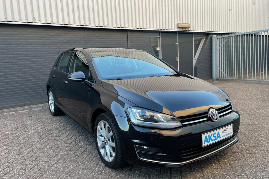 Volkswagen Golf 1.4 TSI Highline 125pk | DSG | Leder | Massage