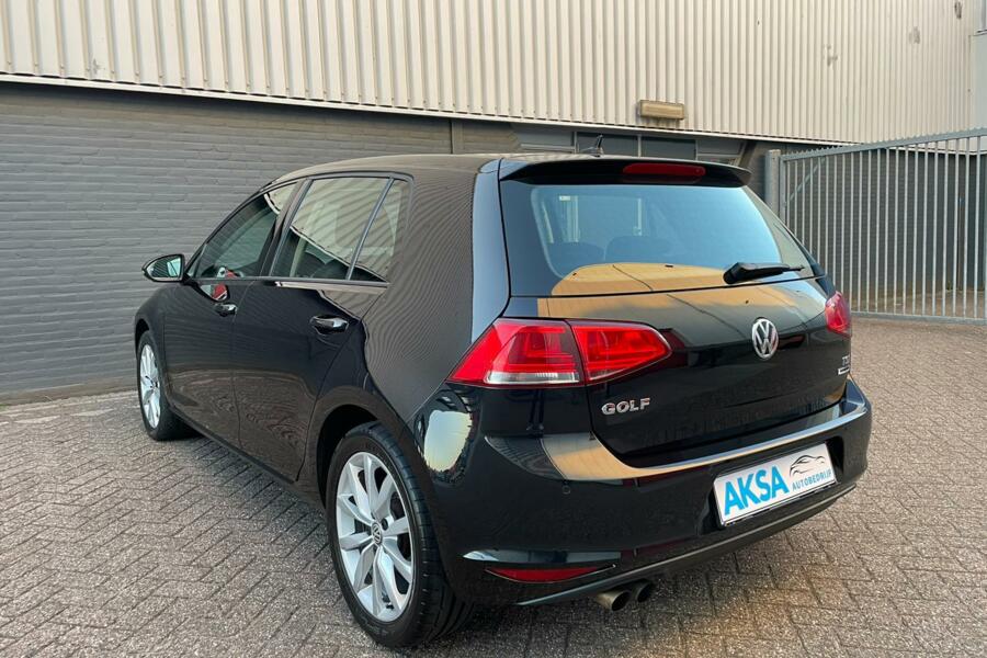 Volkswagen Golf 1.4 TSI Highline 125pk | DSG | Leder | Massage