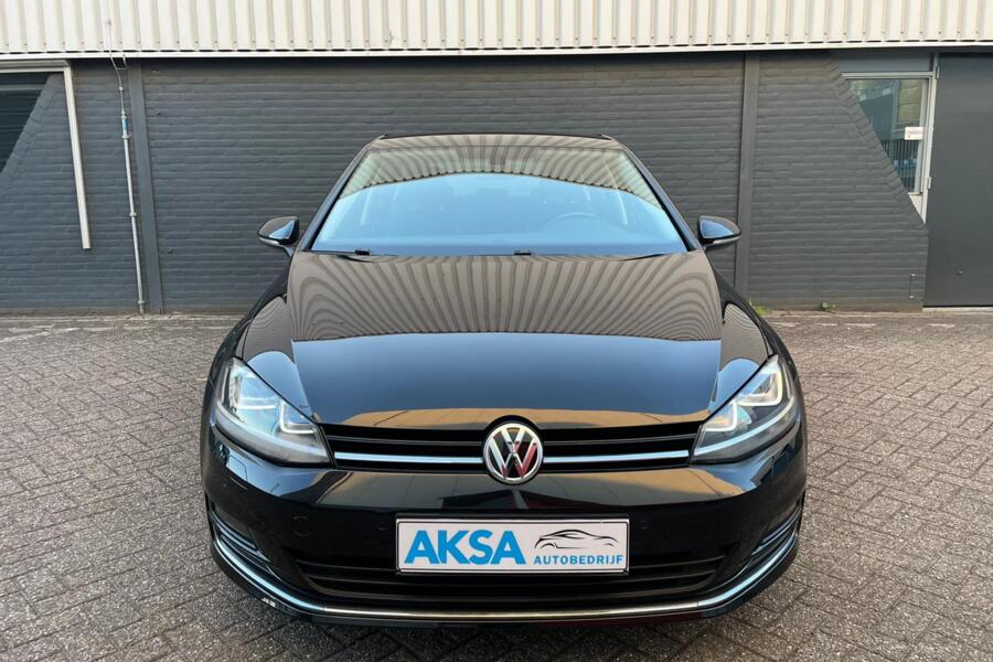 Volkswagen Golf 1.4 TSI Highline 125pk | DSG | Leder | Massage
