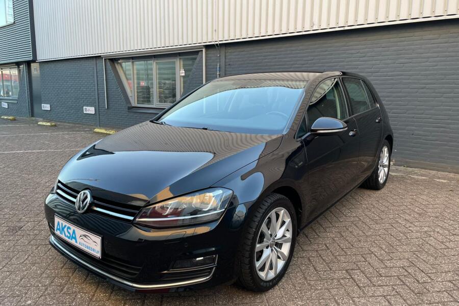 Volkswagen Golf 1.4 TSI Highline 125pk | DSG | Leder | Massage