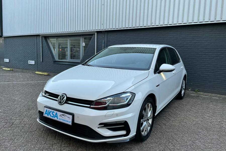 Volkswagen Golf 7 2.0 TDI 150pk R-Line DSG  Virtuele Cockpit