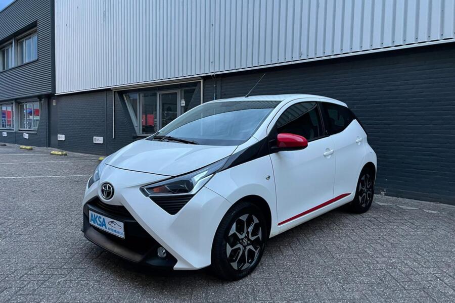 Toyota Aygo 1.0 VVT-i x-joy Camera Sportvelg 15 inch Airco