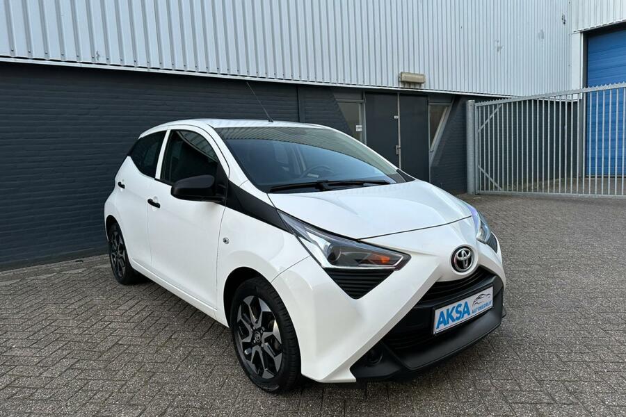 Toyota Aygo 1.0 VVT-i x | Sportvelgen | Garantie | Airco