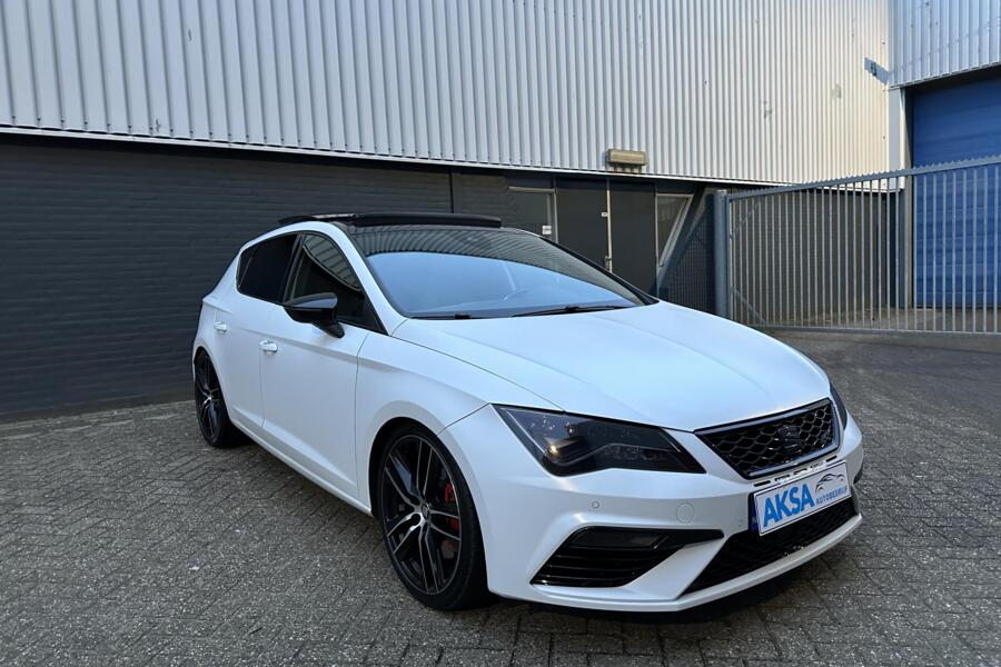 Seat Leon 2.0 TSI CUPRA 300pk | Pano | DSG | Navi | Camera | Garantie | LED | Sound