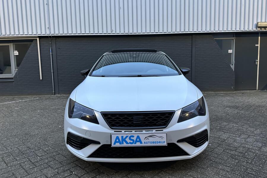Seat Leon 2.0 TSI CUPRA 300pk | Pano | DSG | Navi | Camera | Garantie | LED | Sound