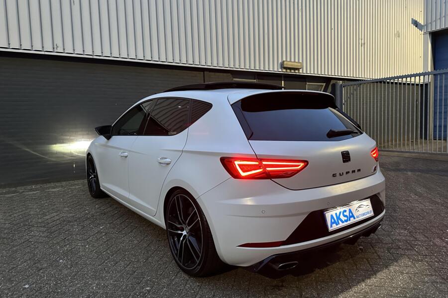 Seat Leon 2.0 TSI CUPRA 300pk | Pano | DSG | Navi | Camera | Garantie | LED | Sound