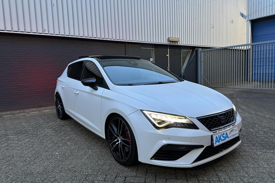 Seat Leon 2.0 TSI CUPRA 300pk | Pano | DSG | Navi | Camera | Garantie | LED | Sound
