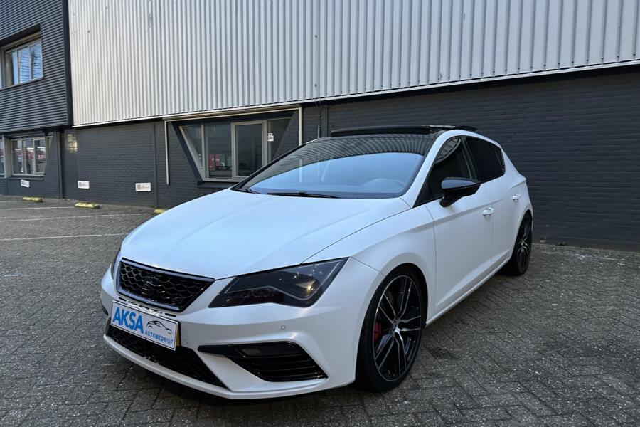 Seat Leon 2.0 TSI CUPRA 300pk | Pano | DSG | Navi | Camera | Garantie | LED | Sound