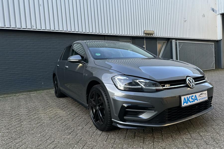 Volkswagen Golf 1.5 TSI 150pk R-Line | DSG | Navi | Dynamic Light | LED |