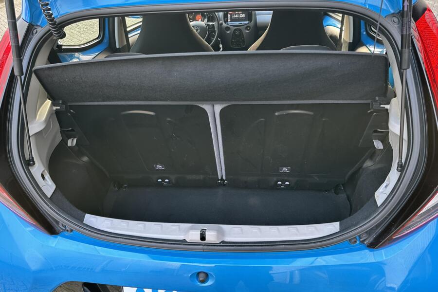 Toyota Aygo 1.0 x-Play BTW| AppleCarPlay  | Sportvelgen | Camera | Garantie