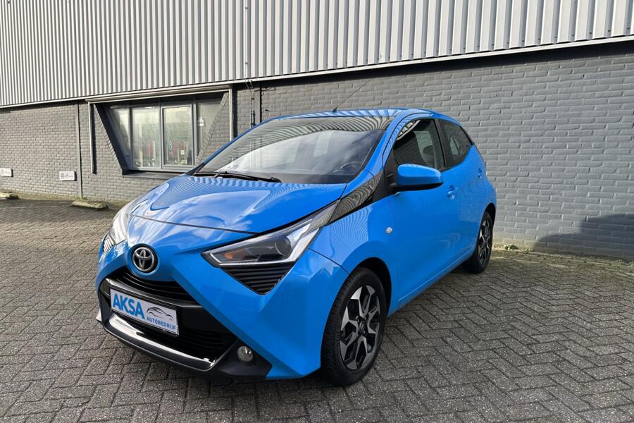 Toyota Aygo 1.0 x-Play BTW| AppleCarPlay  | Sportvelgen | Camera | Garantie