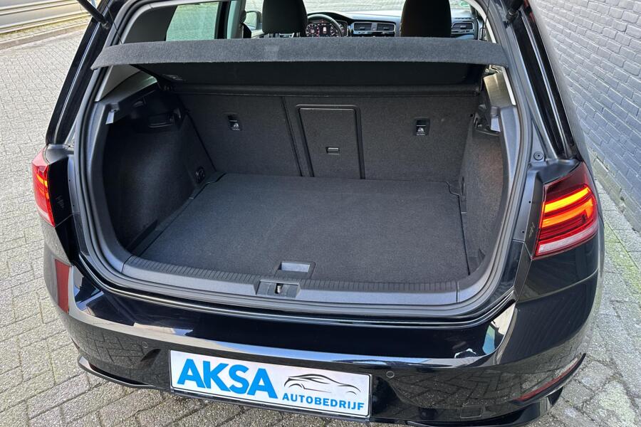 Volkswagen Golf 1.5 TSI 150pk R-Line | DSG | Navi | LED