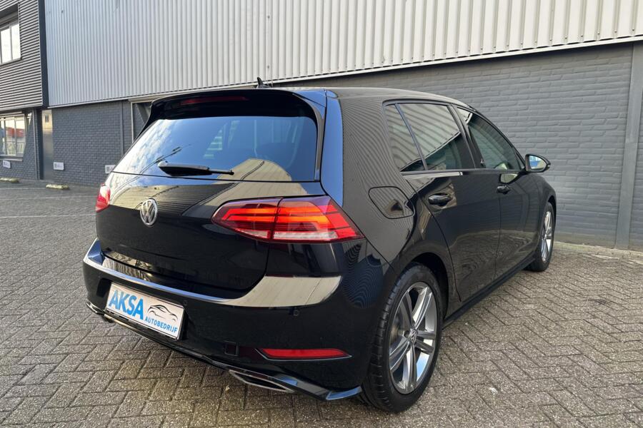 Volkswagen Golf 1.5 TSI 150pk R-Line | DSG | Navi | LED