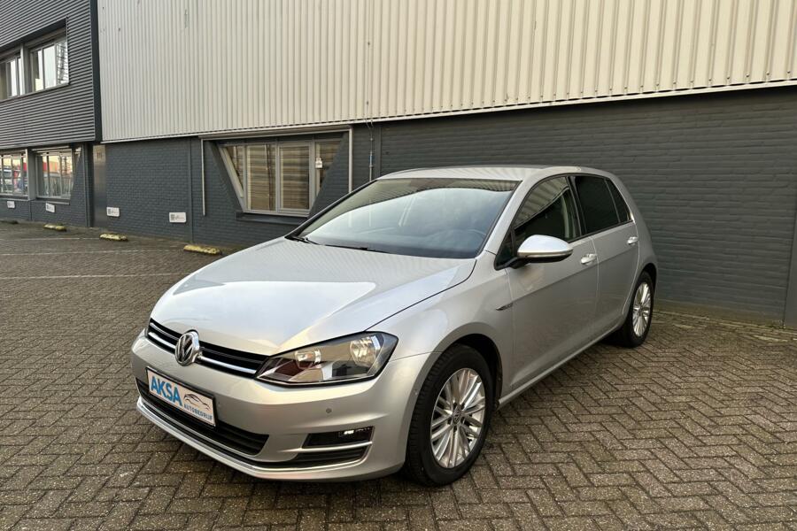 Volkswagen Golf 1.2 TSI DSG Cup 110pk | | Garantie | Stlvw | Elektr.Inklap