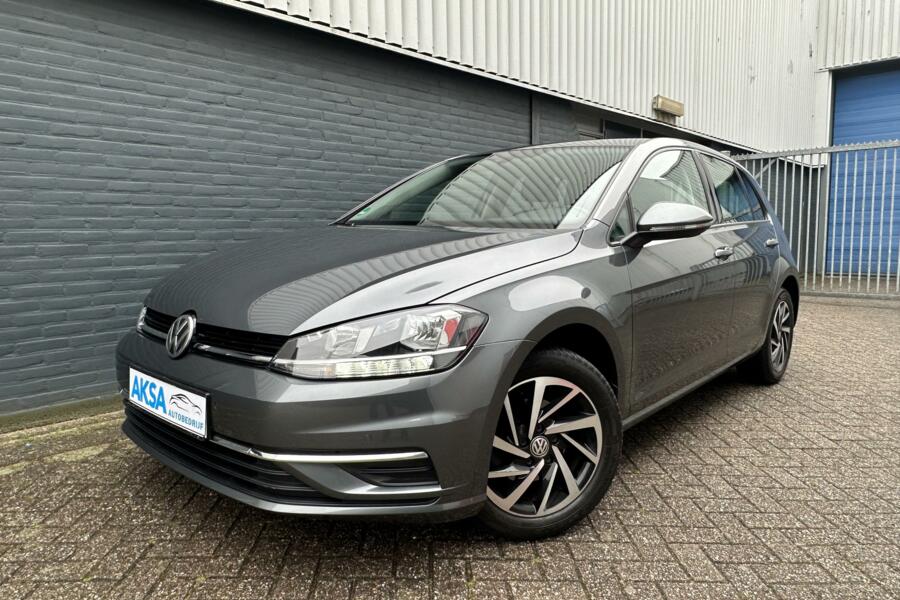 Volkswagen Golf 1.0 TSI DSG 110pk | DSG | Garantie | Front Assist | Stlvw | 16 inch Sportvelgen