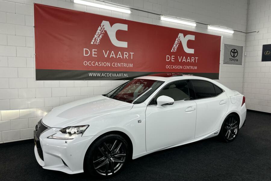 Lexus IS 300h F Sport - VERKOCHT!