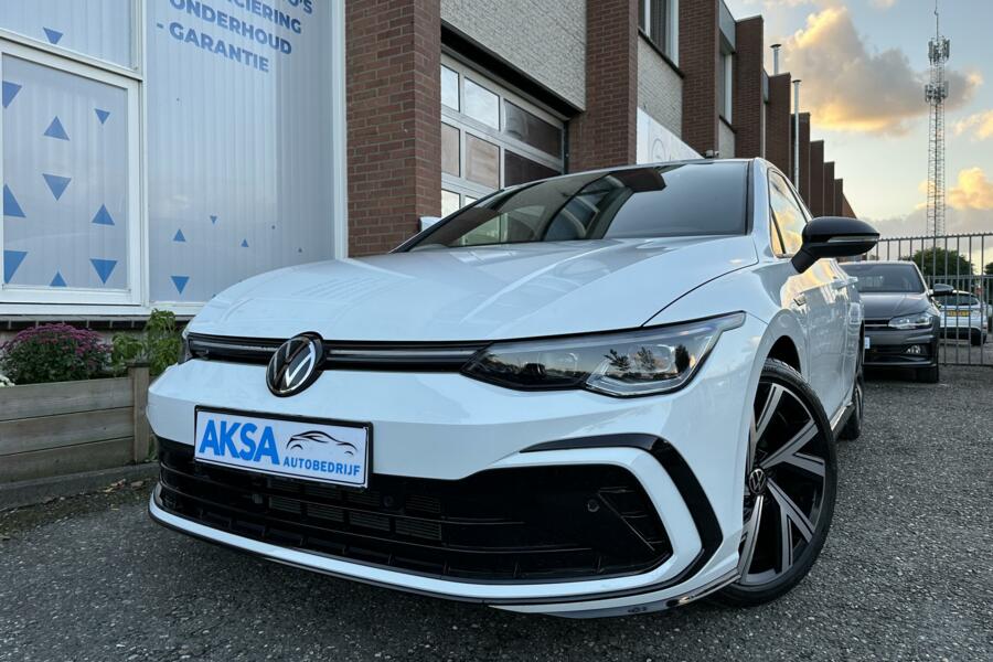 Volkswagen Golf 8 1.5 eTSI 3x R-Line | DSG | Sfeerverlichting | IQ Light | ACC | Stuurvw | Lane Assist |