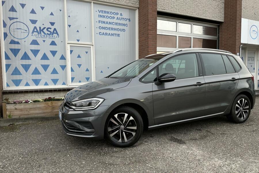 Volkswagen Golf Sportsvan 1.5 TSI ACT iQ Drive 150pk | DSG | Navi | Elektrische trekhaak | Camera | Blindspot | Lane assist | ACC | Front assist | Draadloos laden |  Stuurverwarming