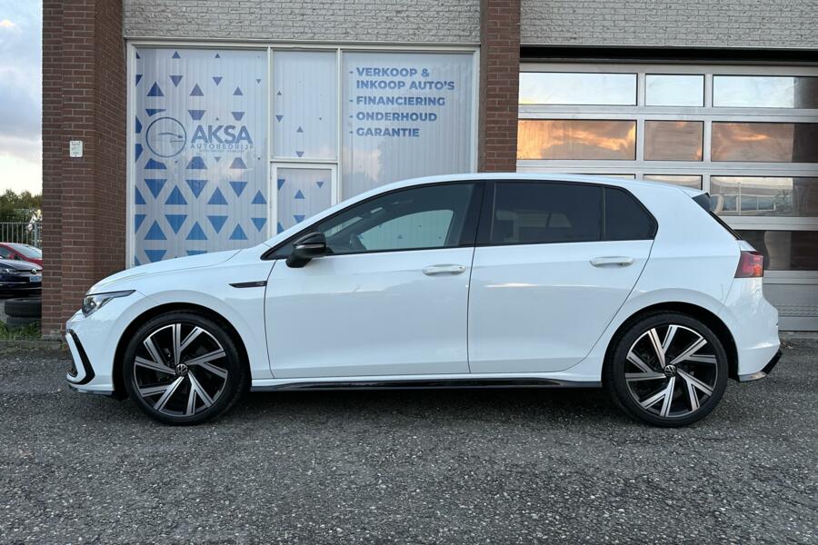 Volkswagen Golf 8 1.5 eTSI 3x R-Line | DSG | Sfeerverlichting | IQ Light | ACC | Stuurvw | Lane Assist |