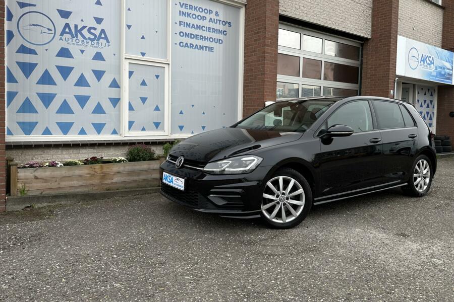Volkswagen Golf 1.5 TSI 150pk R-Line | Led | Navi | Dynamic Light | 17 inch |