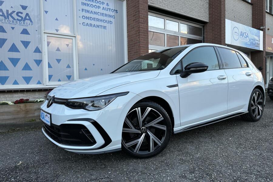 Volkswagen Golf 8 1.5 eTSI 3x R-Line | DSG | Sfeerverlichting | IQ Light | ACC | Stuurvw | Lane Assist |