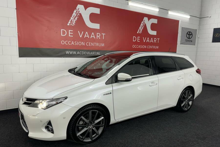 Toyota Auris 1.8 Hybrid Executive - VERKOCHT!