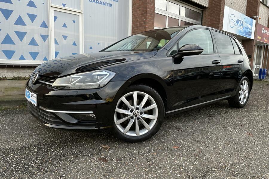 Volkswagen Golf 1.5 TSI Highline 150pk | Incl.btw | DSG | LED | Alcantara | Stoelmassage |