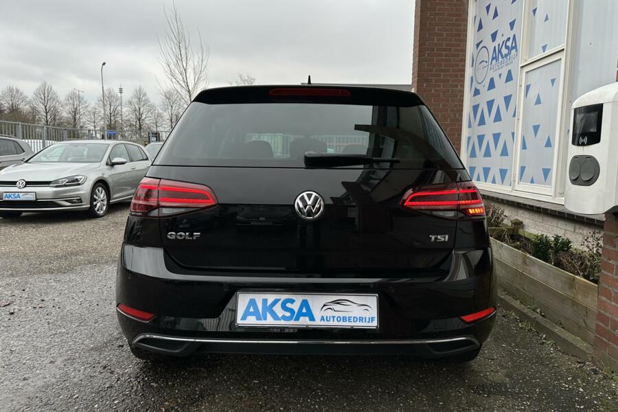 Volkswagen Golf 1.0 TSI 110pk Highline | Pano | DSG | Navi | Alcantara
