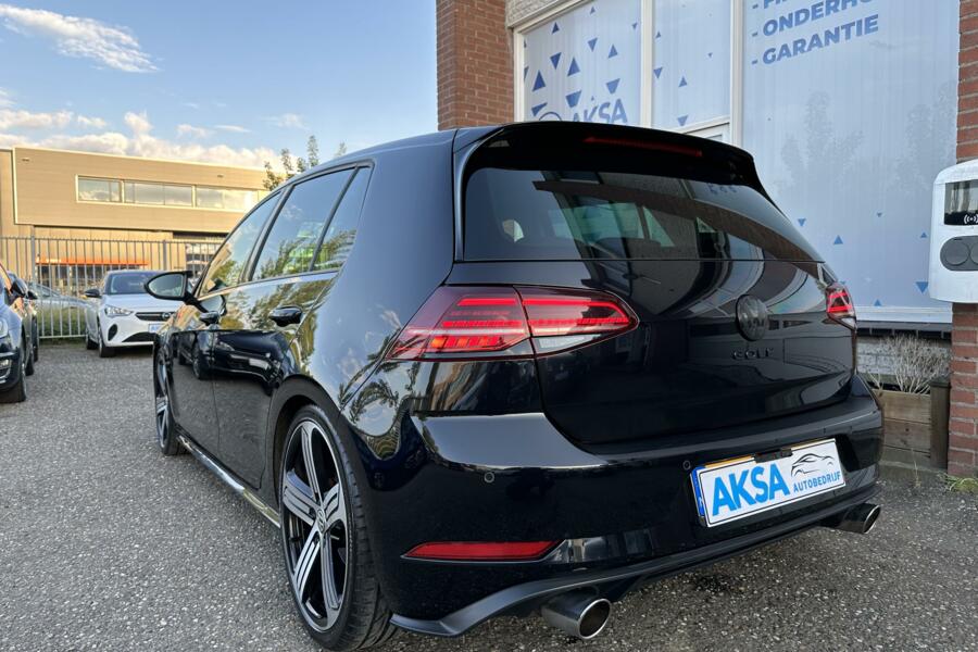 Volkswagen Golf 1.5 TSI R-Line | Pano DSG Virtuele Cockpit Keyless Massage Dynaudio LED Garantie