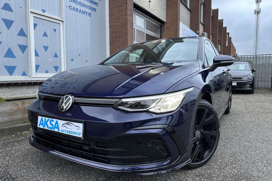 Volkswagen Golf 1.5 eTSI 2x R-Line DSG/Sfeerverlichting/Stuurvw/Blindspot/18inch/Stoelvw voor&achter/Fabrieksgarantie/ACC/Lane Assist