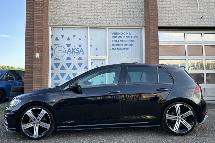 Volkswagen Golf 1.5 TSI R-Line | Pano DSG Virtuele Cockpit Keyless Massage Dynaudio LED Garantie