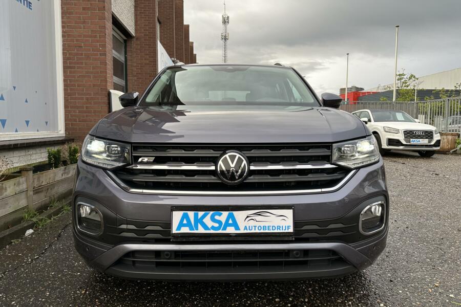 Volkswagen T-Cross 1.5 TSI 150pk 2x R-Line | DSG | Camera | Lane Assist | Virtuele Cockpit