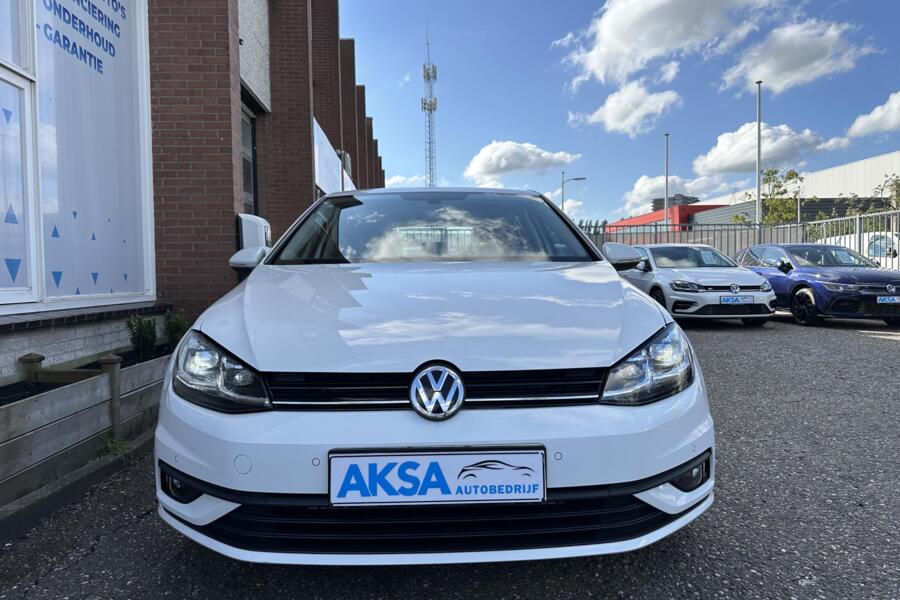 Volkswagen Golf 1.5 TSI Bluemotion LED/17inch/Alcantara/Stlvw/Climatic/Garantie