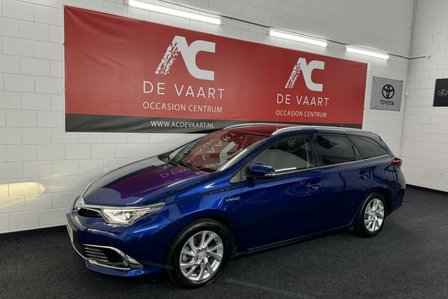 Toyota Auris 1.8 Hybrid Executive - VERKOCHT!