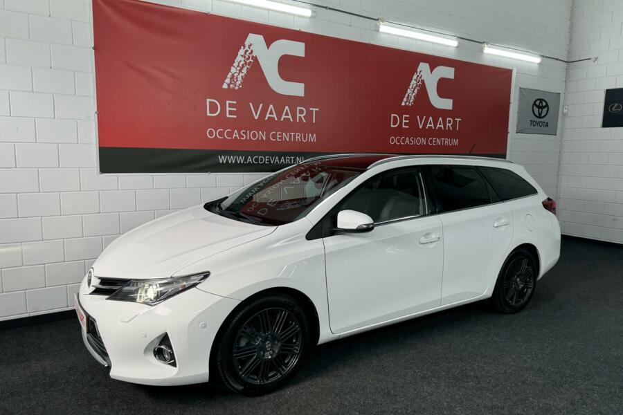 Toyota Auris 1.8 Hybrid Lease+ - VERKOCHT!