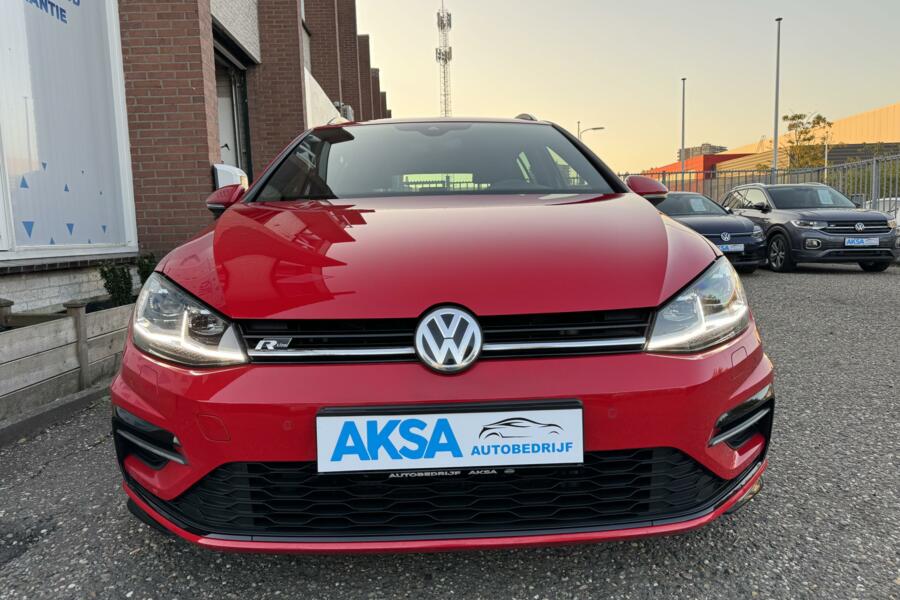 Volkswagen Golf Variant 1.5 TSI 150pk 3x R-Line DSG/VirtueleCockpit/Camera/Blindspot/LaneAssist/LED/Garantie