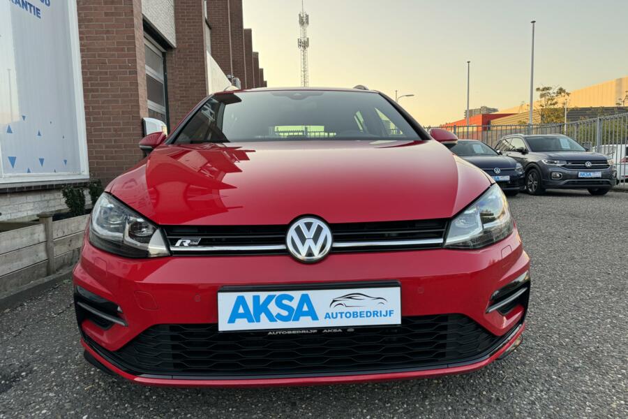 Volkswagen Golf Variant 1.5 TSI 150pk 3x R-Line DSG/VirtueleCockpit/Camera/Blindspot/LaneAssist/LED/Garantie