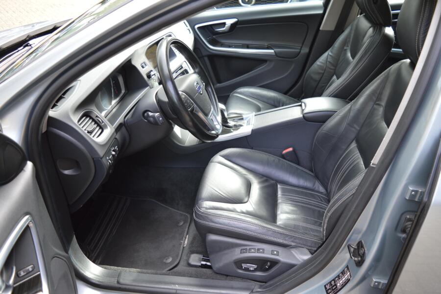 Volvo V60 2.4 D6 AWD Plug-In Hybrid Pure Limited|Leder|Nap!!