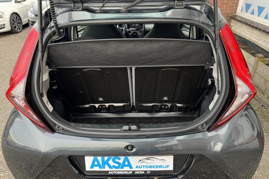 Toyota Aygo 1.0 VVT-i x-play Automaat/CarPlay/Camera/Garantie/Airco
