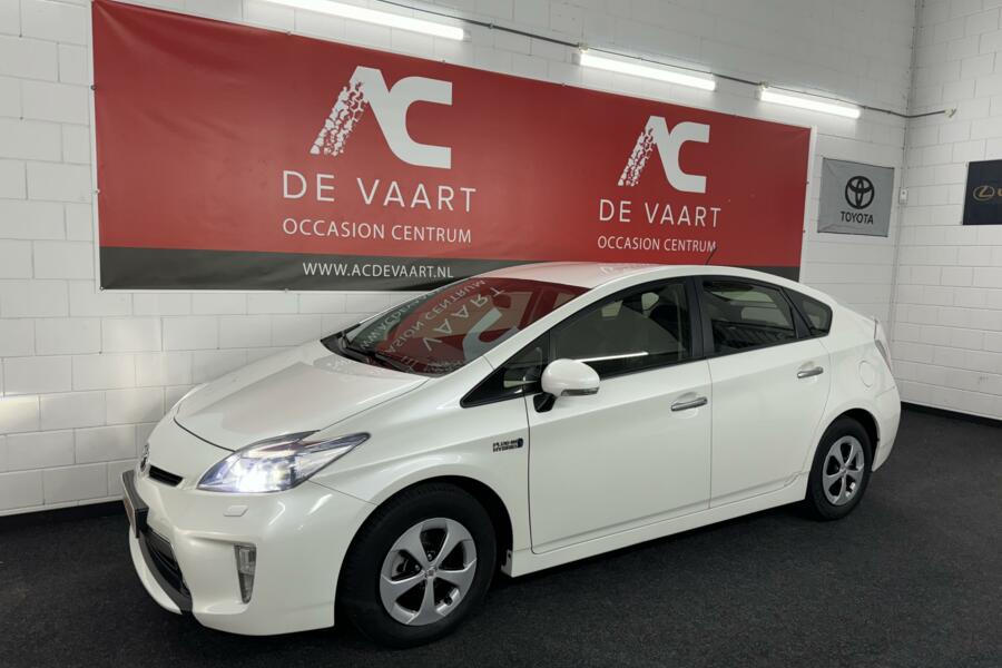 Toyota Prius 1.8 Plug-in Executive - VERKOCHT!