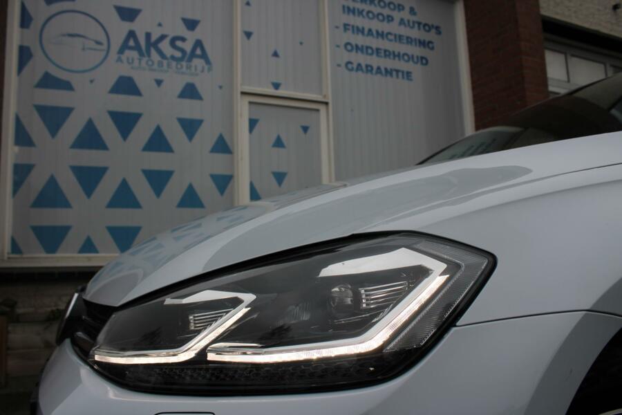 Volkswagen Golf 1.5 TSI 150pk Join DSG/Elektr.Trekhaak/Blindspot/LaneAssist/CarPlay/Navi/Inparkeren/Garantie