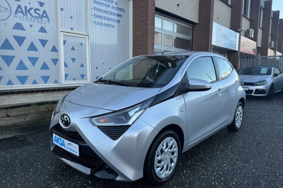 Toyota Aygo 1.0 VVT-i x-play Automaat 72pk Airco/Bluetooth/Garantie/