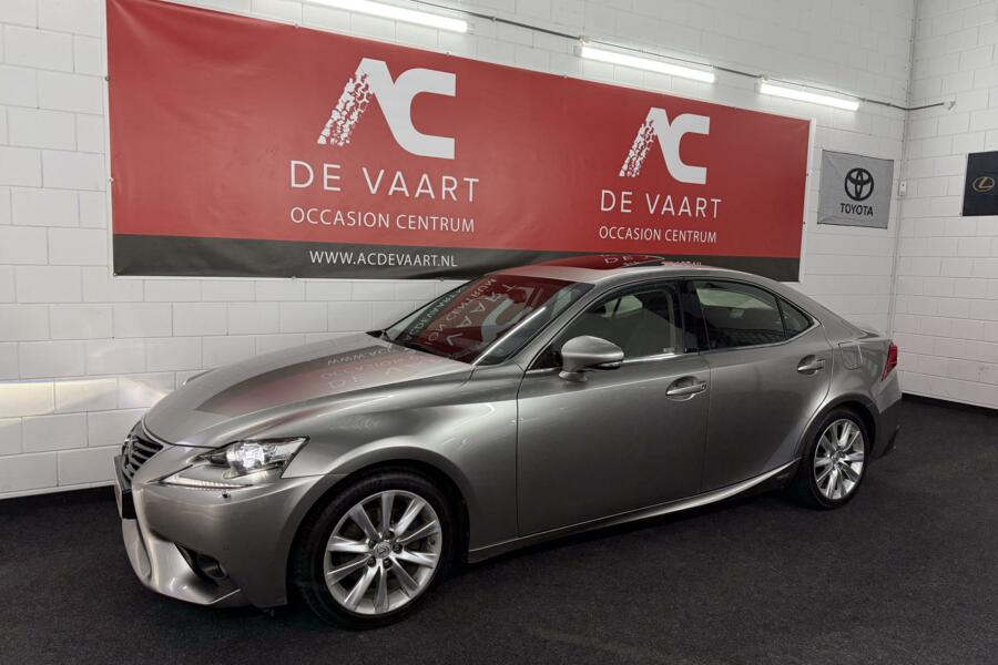 Lexus IS 300h First Edition - VERKOCHT!