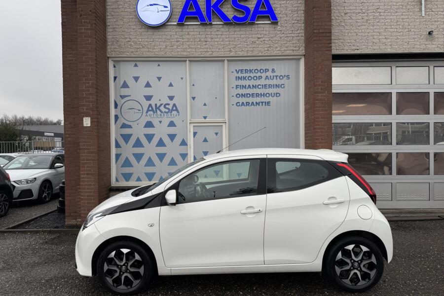 Toyota Aygo 1.0 VVT-i x-play Camera/Sportvelg/Automaat/CarPlay/Garantie/Airco/