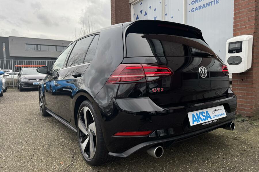 Volkswagen Golf 2.0 TSI GTI 245pk Performance Blindspot ACC LaneAssist 18inch DigitalCockpit Garantie Laneassist