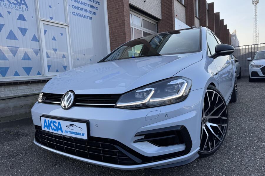 Volkswagen Golf 2.0 TSI 310pk 4Motion R Pano DSG Akra Blindspot LaneAssist ACC Alcantara DigitaleCockpit Keyless Garantie